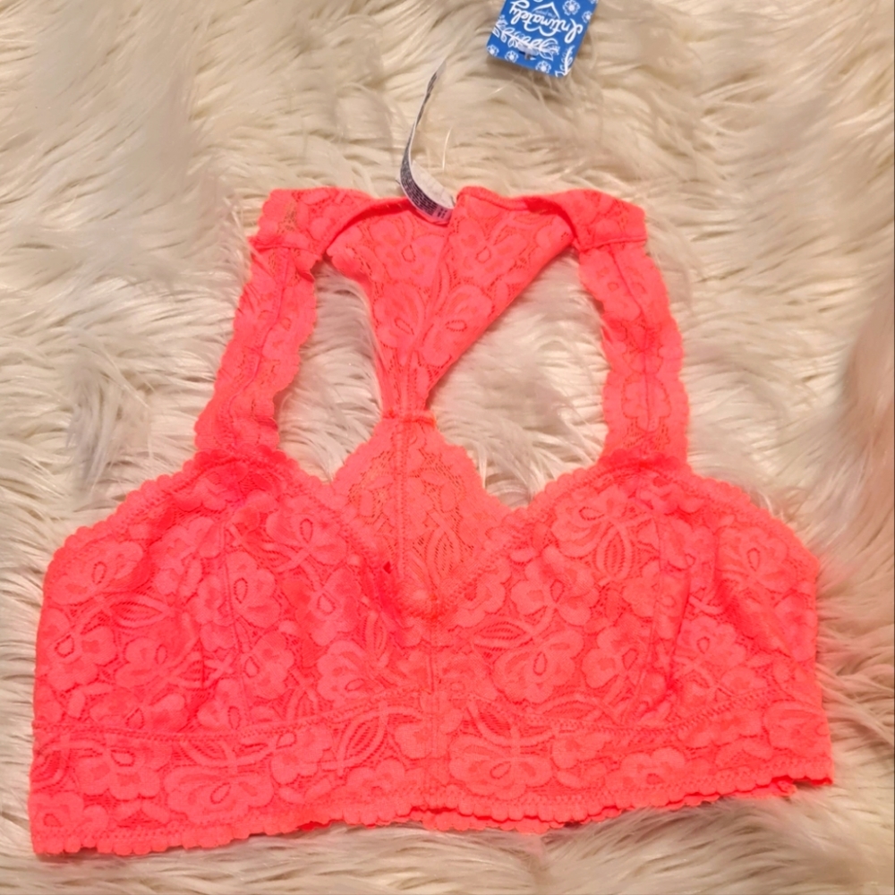 NWT Free People Galloon Lace Racerback